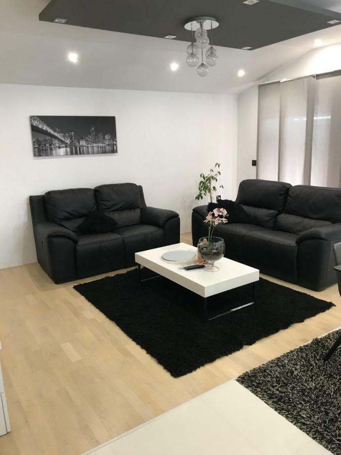 ביבינייה Apartments Neli מראה חיצוני תמונה
