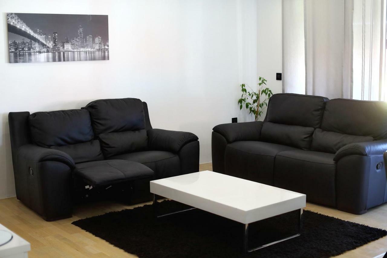ביבינייה Apartments Neli מראה חיצוני תמונה